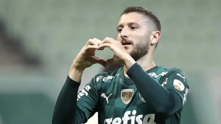 Zé Rafael é o novo reforço do Santos para a próxima temporada