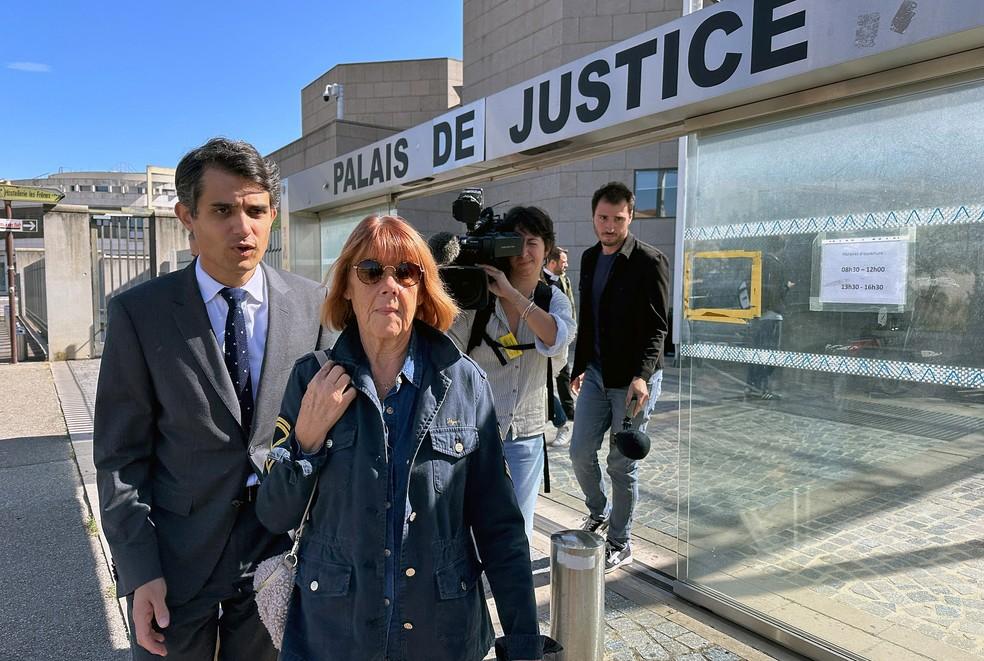 Gisèle Pelicot deixando tribunal após o julgamento