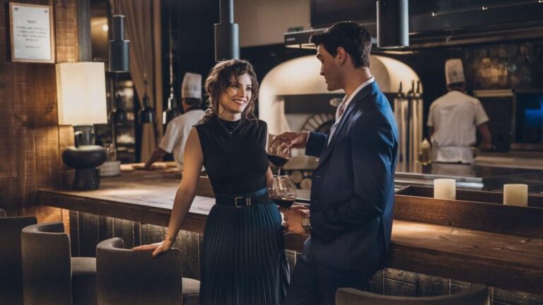 Após Minha Culpa, Sua Culpa chega ao Amazon Prime Video com novos desafios amorosos