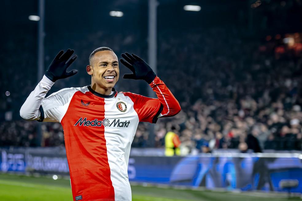 Igor Paixão marcou belo gol em Feyenoord x Sparta Praga, pela 6ª rodada da Champions League