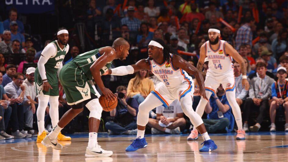 Oklahoma City Thunder e Milwaukee Bucks se encontram na T-Mobile Arena, em Las Vegas