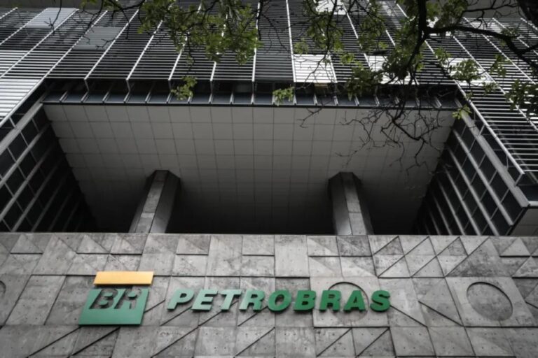 Petrobras Resgata Títulos e Enfrenta Denúncia no Comitê de Segurança