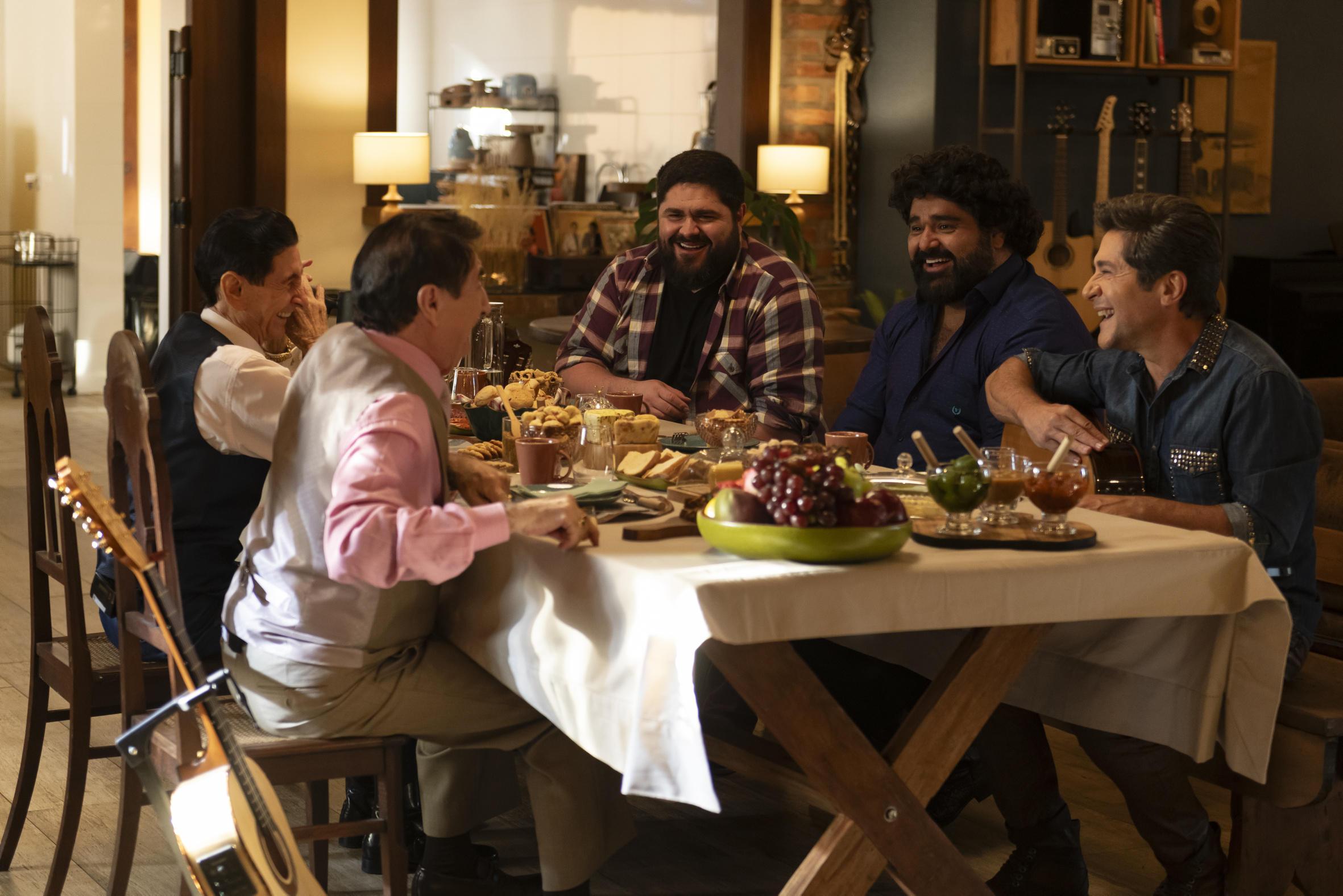 Viver Sertanejo promove encontro de gerações com as duplas César Menotti e Fabiano e Lourenço e Lourival