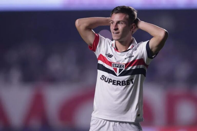 São Paulo Negocia Empréstimo de Giuliano Galoppo para o Santos