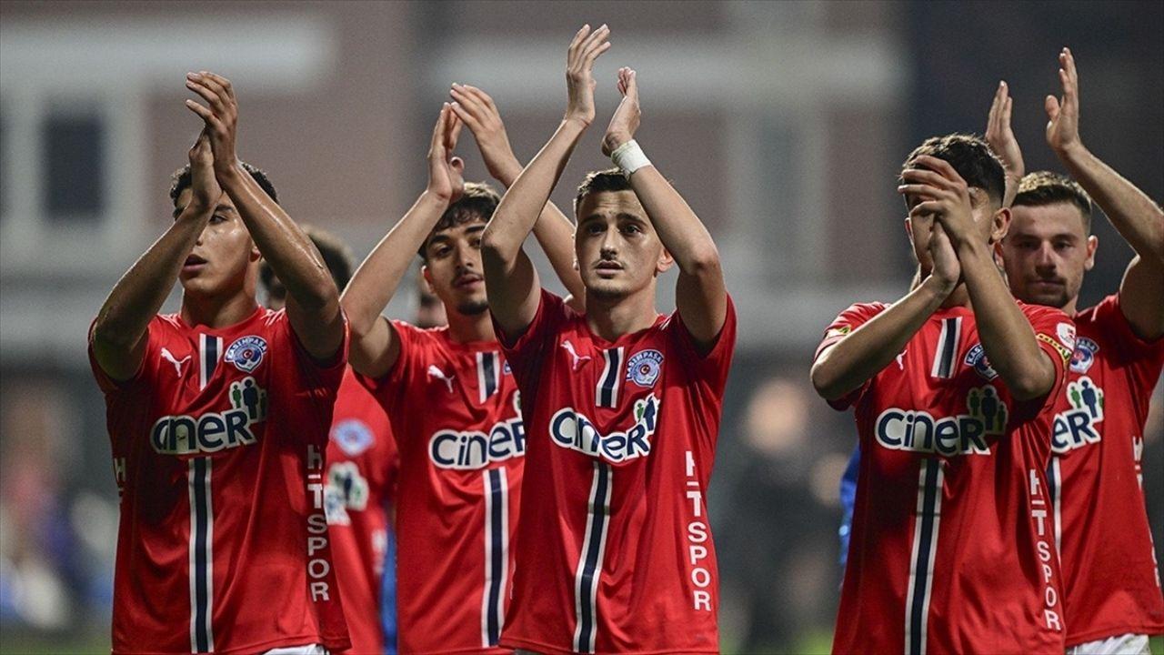 Süper Lig’de Kritik Maç: Kasımpaşa Göztepe Karşısında Sahaya Çıkıyor