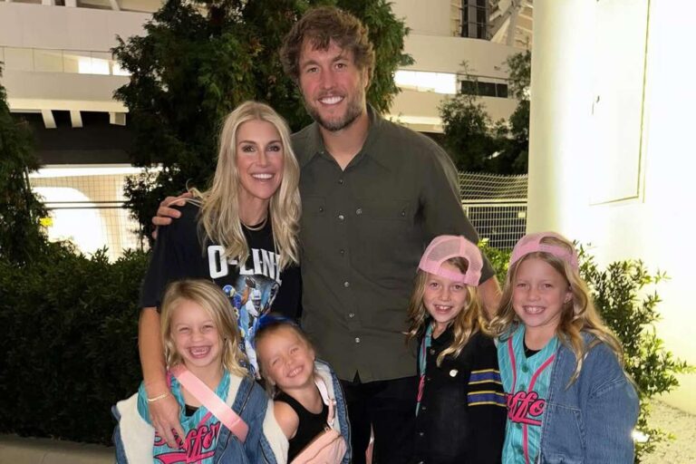 Kelly Stafford atualiza sobre a recuperação de suas filhas após hospitalização