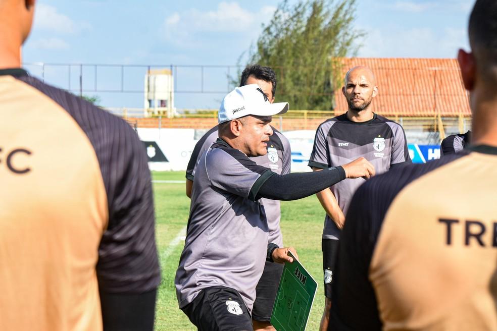 Renatinho Potiguar, técnico do Treze