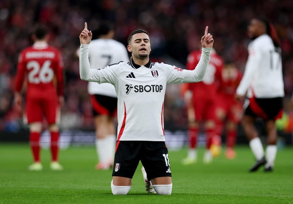 Andreas Pereira comemora gol em Liverpool x Fulham