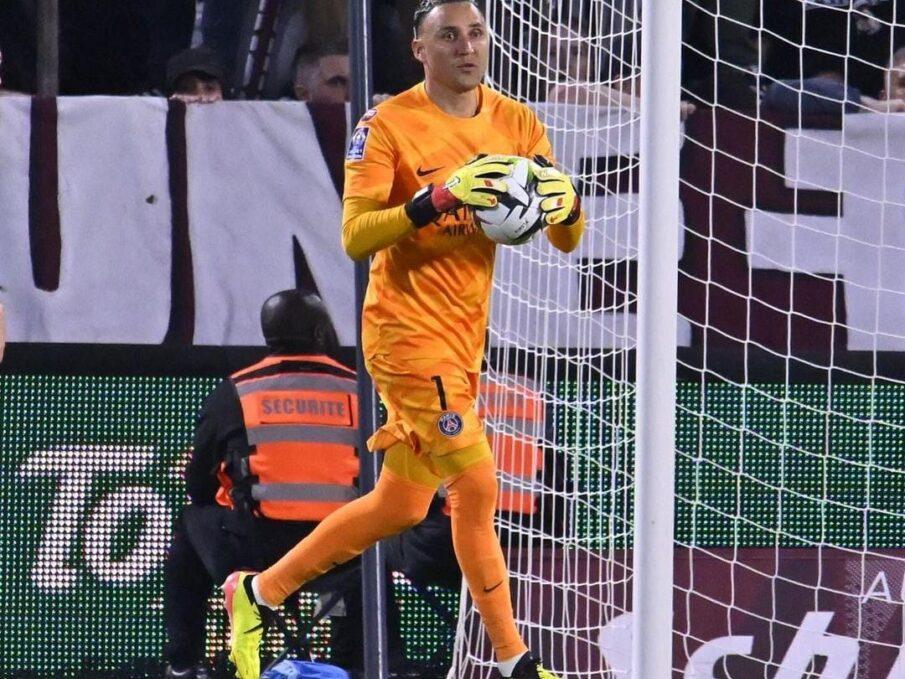 Keylor Navas em possível transferência para o Grêmio