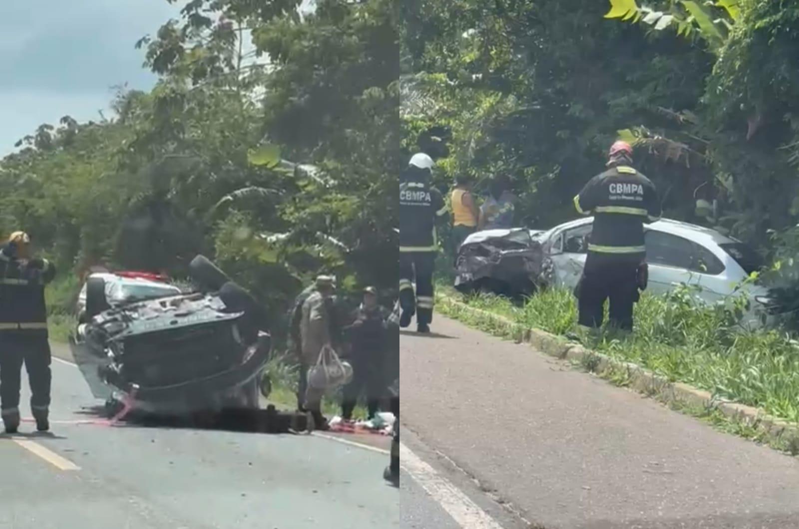 Dois veículos destruídos com a força do impacto. Um deles chegou a capotar na pista.