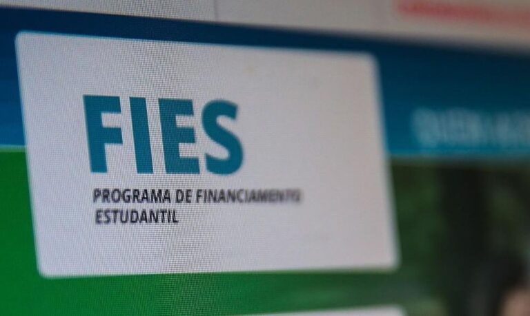 Ministério da Educação anuncia novas vagas para o Fies em 2025