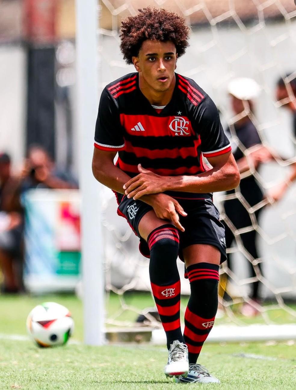 Ryan Roberto é um dos destaques do Flamengo para a Copinha 2025