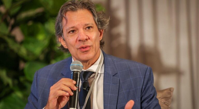 Governo aguardará eleição do Congresso para discutir reforma da renda, afirma Haddad