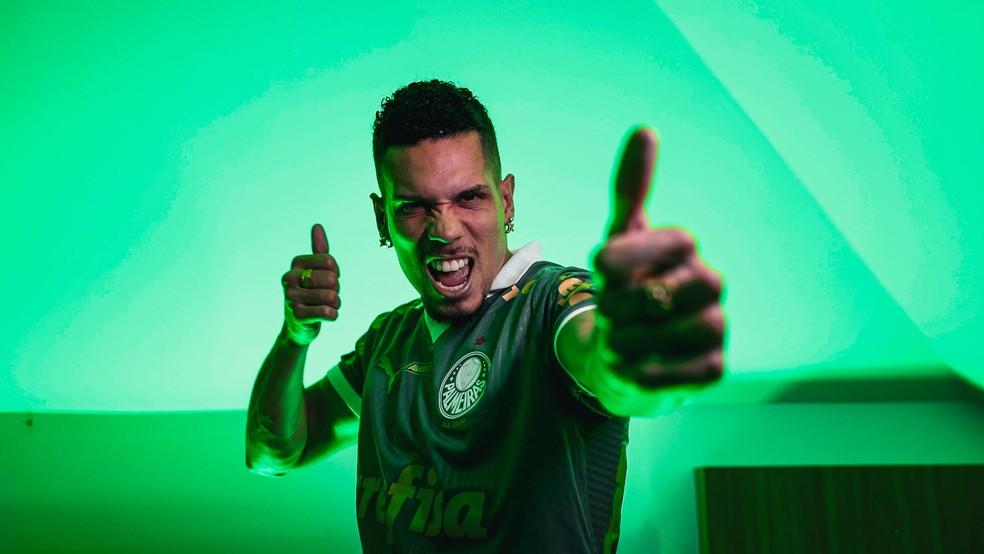 Paulinho é anunciado pelo Palmeiras