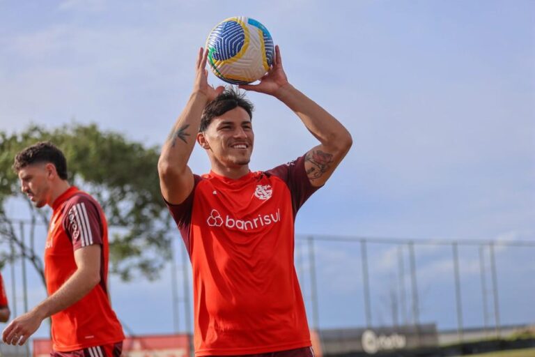 Internacional avança em negociações para contratar o lateral Bernabei