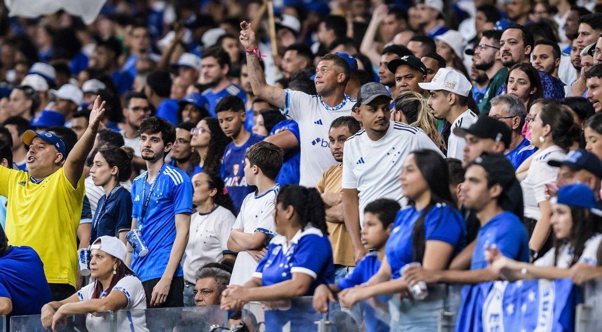 Partida entre Cruzeiro e Real Brasília na Copinha