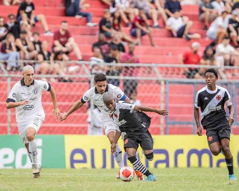 Juninho do Vasco em campo