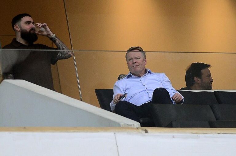 Ronald Koeman Visita Brasil para Acompanhar Memphis Depay em Partida do Corinthians