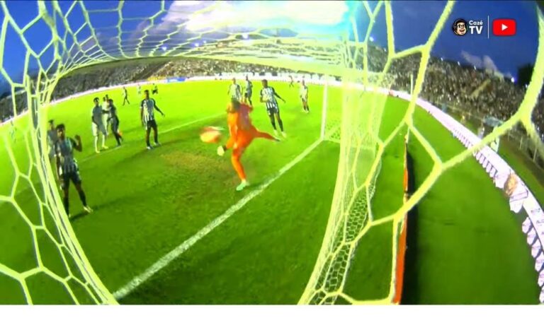 Neymar Brilha com Gol Olímpico e Aplausos na Partida Contra a Inter de Limeira