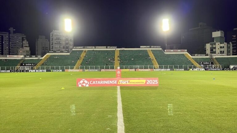 Figueirense goleia Caravaggio e avança no Campeonato Catarinense