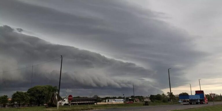 Temporais Causam Danos no Rio Grande do Sul: Entenda a Situação