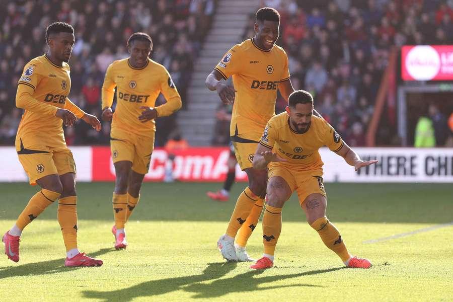 Cunha segue resolvendo boa parte dos problemas do Wolverhampton