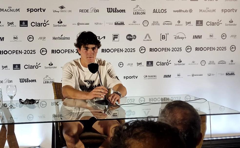 João Fonseca fala com a imprensa no Rio Open
