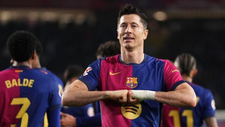 Barcelona vence Rayo Vallecano e assume liderança da La Liga