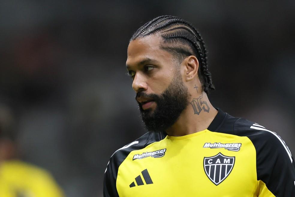 Técnico Cuca do Atlético-MG refere-se à saída de Otávio.