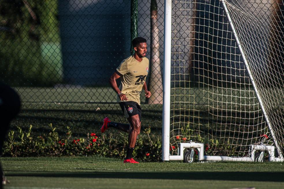 Willian Oliveira voltou a ser titular do Rubro-Negro e deve estar no 11 inicial contra o Maranhão