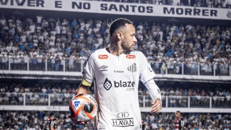 Neymar Retorna ao Santos e Marca Gol Após 13 Anos de Ausência