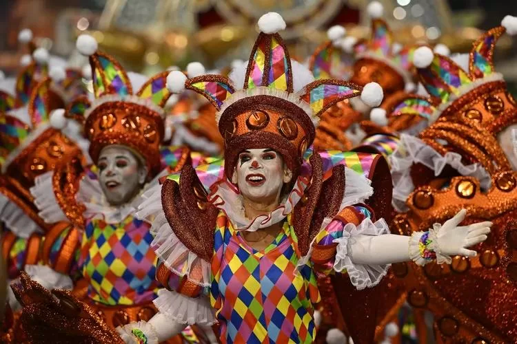 Carnaval em São Paulo 2025: Celebrações, Desfiles e Homenagens a Benito di Paula