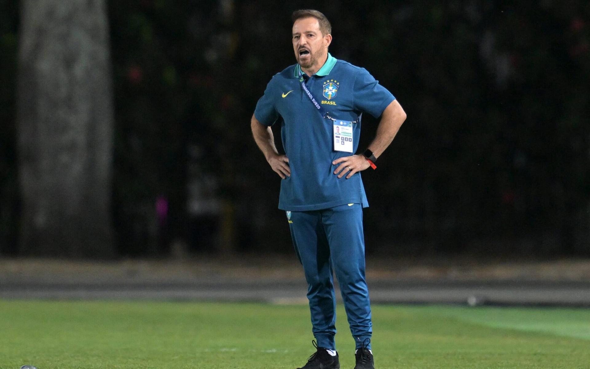 Ramon Menezes, técnico da Seleção Sub-20