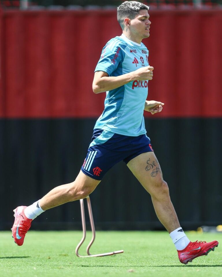 Escalação do Flamengo: Preparativos para o Clássico contra o Vasco