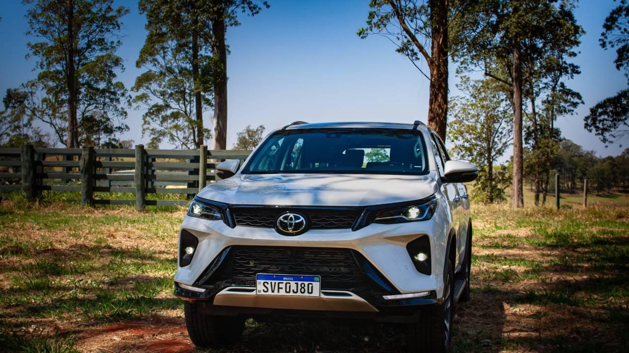 Toyota SW4, conforto no asfalto e capacidade na terra