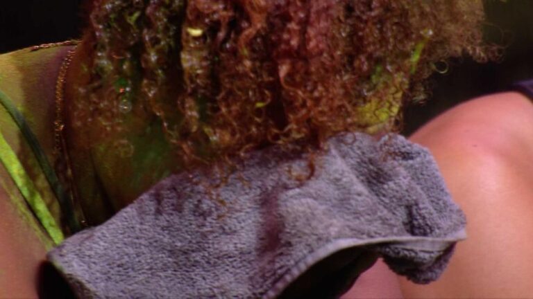 Camilla Chora em Desabafo no BBB25: “Ninguém Está Falando Comigo”