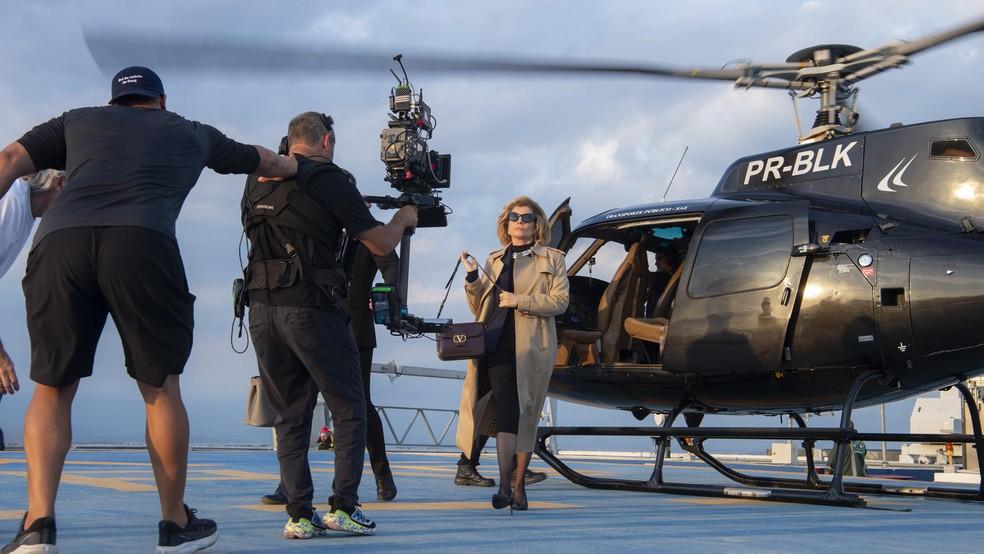 Débora Bloch grava cena exclusiva para trailer de Vale Tudo