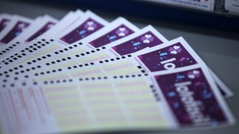 Lotofácil 3327: Confira os números sorteados e a chance de ganhar R$ 1,7 milhão!