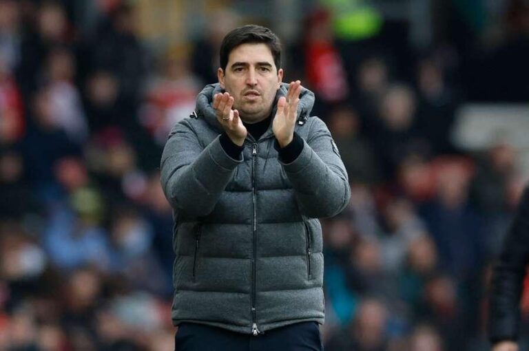 Andoni Iraola Foca no Bournemouth em meio a rumores do Real Madrid