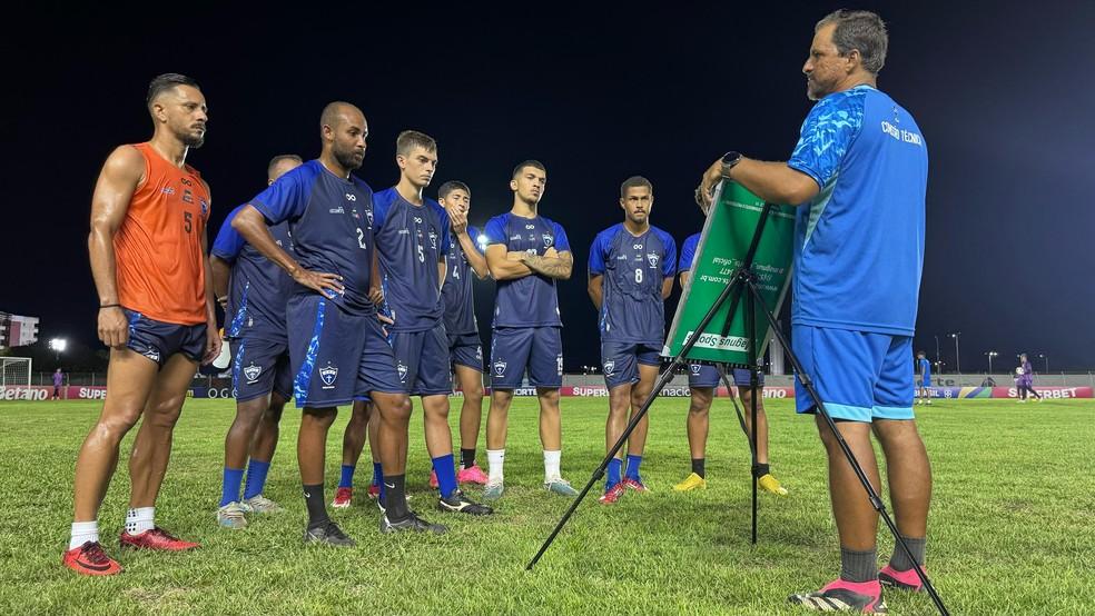 Oratório treina no estádio Zerão para a estreia na Copa do Brasil