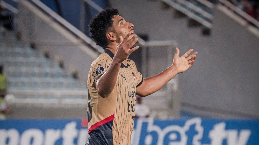Cerro Porteño se preparando para a Copa Libertadores