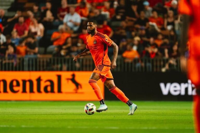 Palmeiras em negociação para contratar o zagueiro Micael, do Houston Dynamo