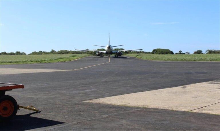 Governo de Pernambuco autoriza retomada de voos a jato para Fernando de Noronha