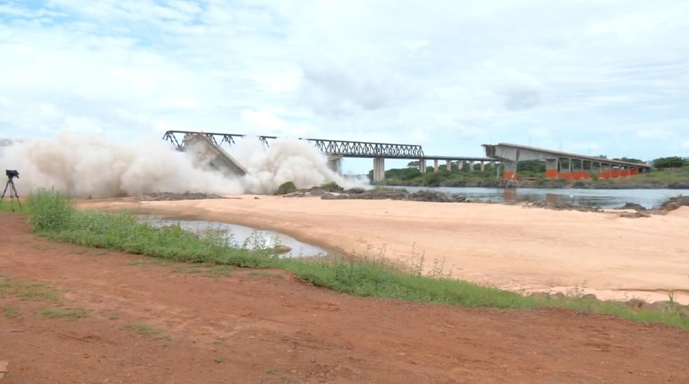 Ponte é implodida entre o Tocantins e o Maranhão