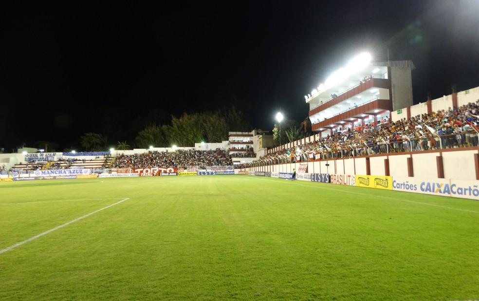 Estádio Almeidão recebe Tombense x Aymorés nesta quarta