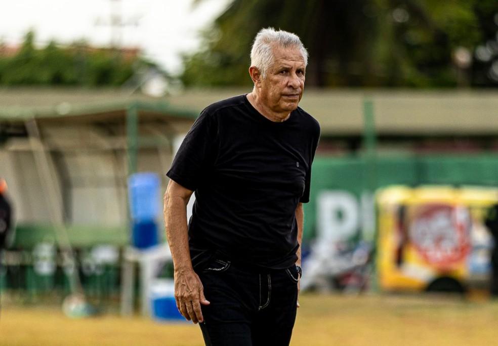 Arnaldo Lira, técnico do Parnahyba