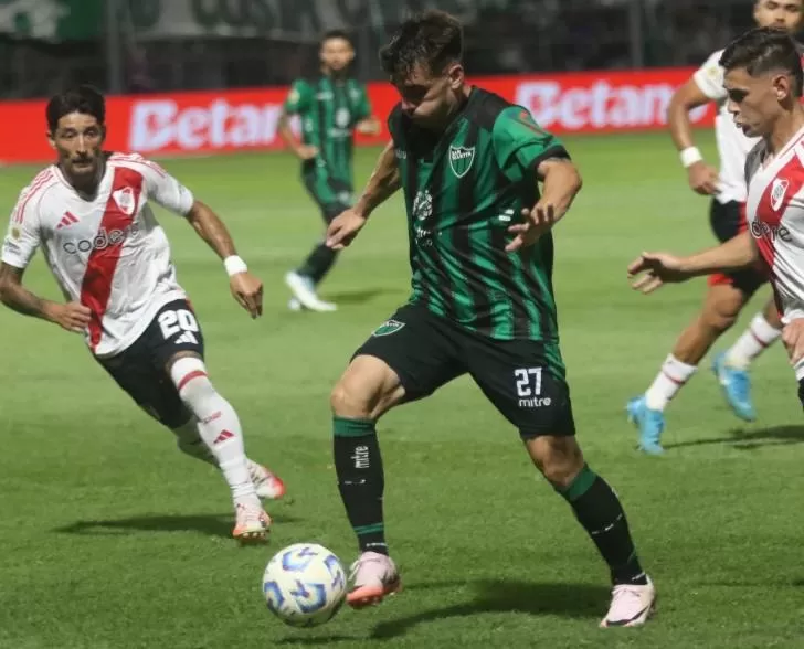 San Martìn Enfrenta Belgrano em Jogo Decisivo para a Permanência na Primeira Divisão!