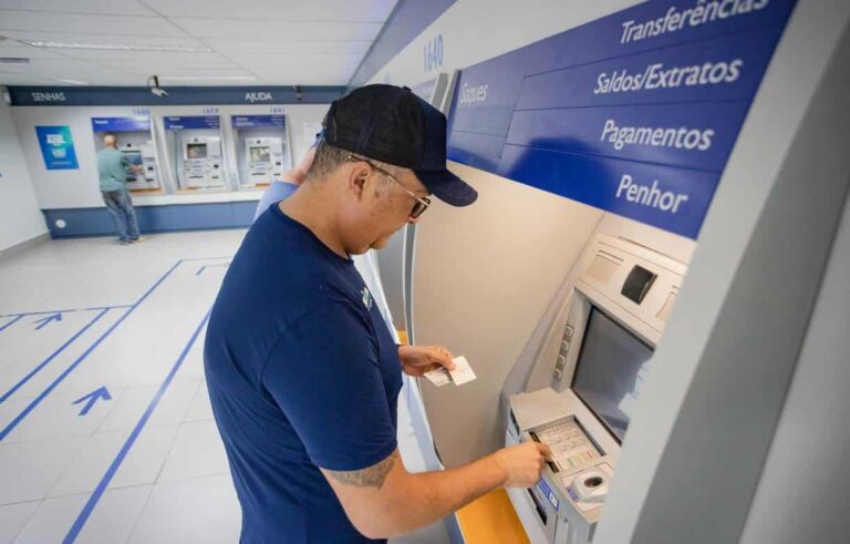 CAIXA inicia pagamento do Abono Salarial 2025: confira as datas e quem pode sacar