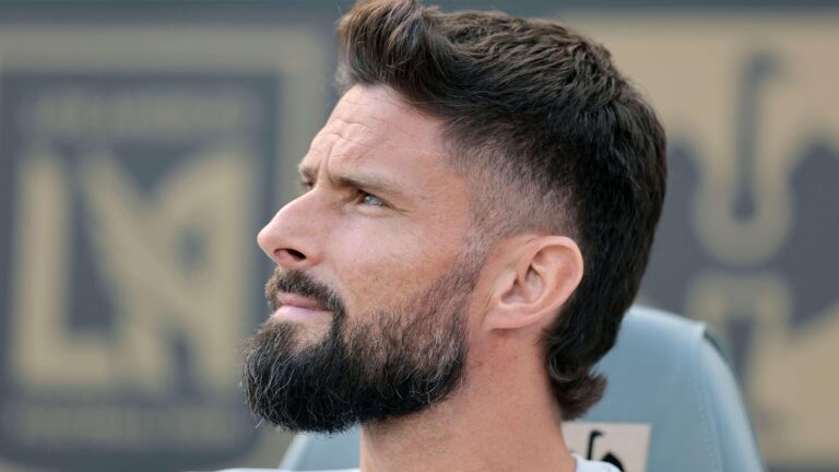 Olivier Giroud fala sobre desafios na MLS e sua nova vida em Los Angeles