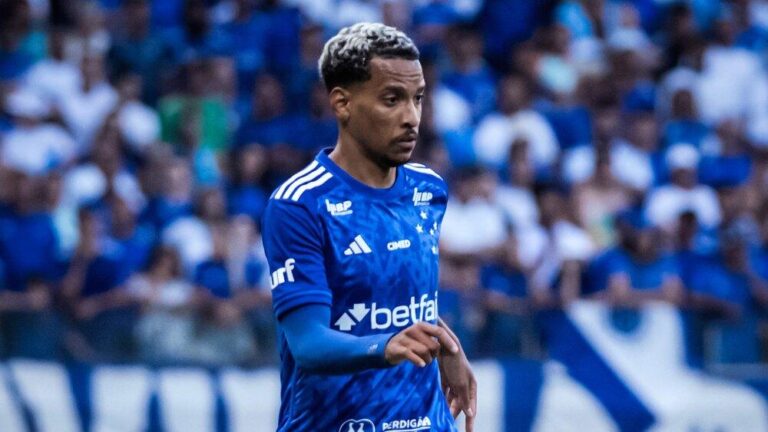 Cruzeiro Alinha Troca com Flamengo, mas Matheus Pereira Decide Permanecer na Toca
